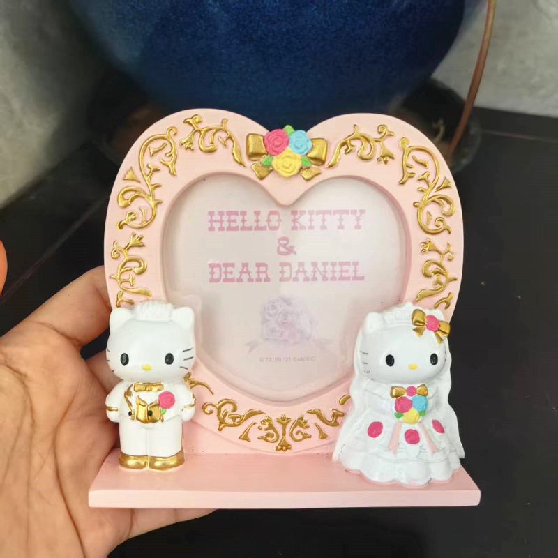 Sanrio Hello Kitty Resin Photo - Desk Setup Photo recensie en prijs