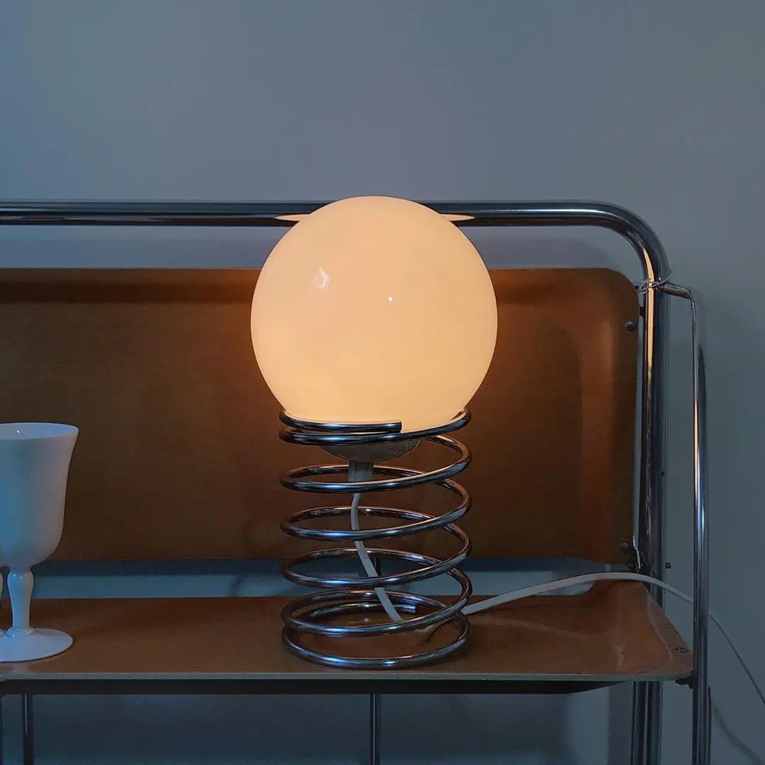 Bauhaus Spring Glass Table Lam - Desk Setup Vintage recensie en prijs